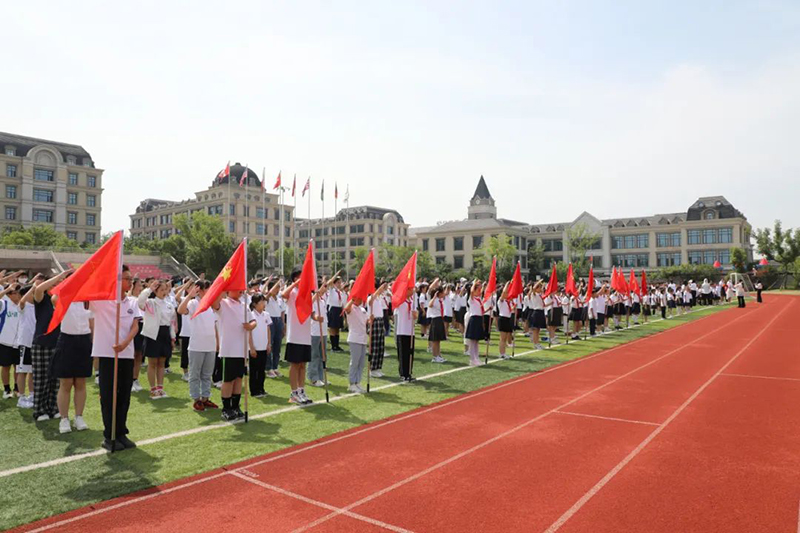 “红领巾促成长，少先队员心向党”——8463永利皇宫登录新队员入队仪式
